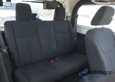 2013 Jeep Wrangler Sport z USA, uszkodzony, nr VIN 1C4AJWAG6DL704031